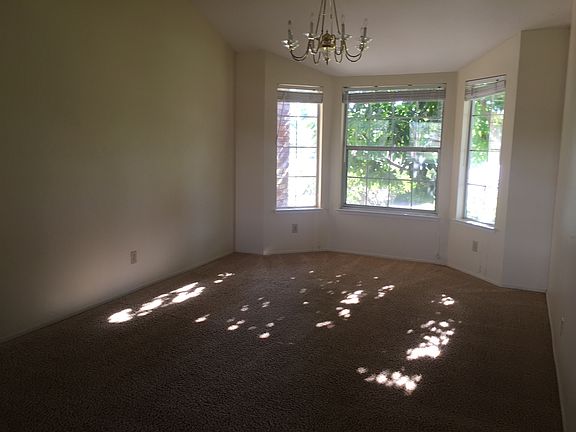 Formal Dining