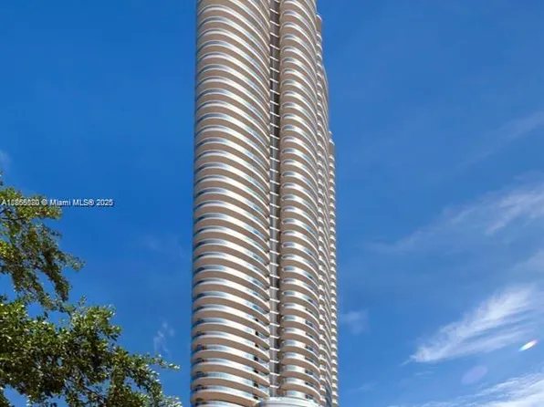 1000 Brickell Plz #3010, Miami, FL 33131