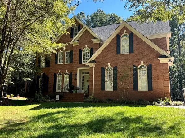 4392 Enchantment Cove Ln, Charlotte, NC 28216