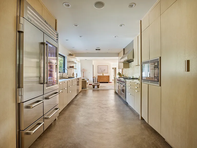 8052 Woodrow Wilson Dr — Photo 21