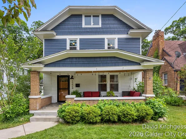 1224 Benjamin Ave SE, Grand Rapids, MI 49506