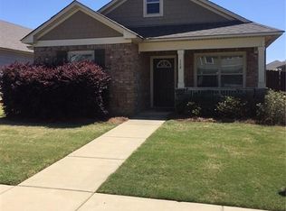 112 Glennbrooke Ln, Prattville, AL 36066