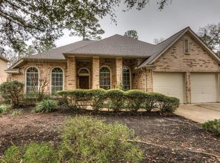 10 Snow Woods Ct, Conroe, TX 77385