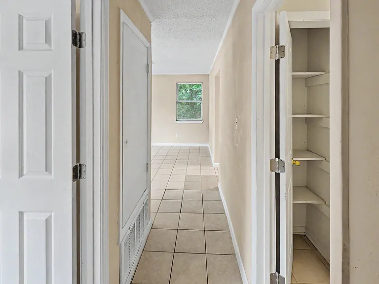 1007 Winton Ave #A — Photo 12