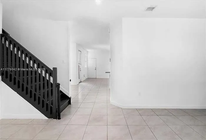 Summerville Villas — Photo 3