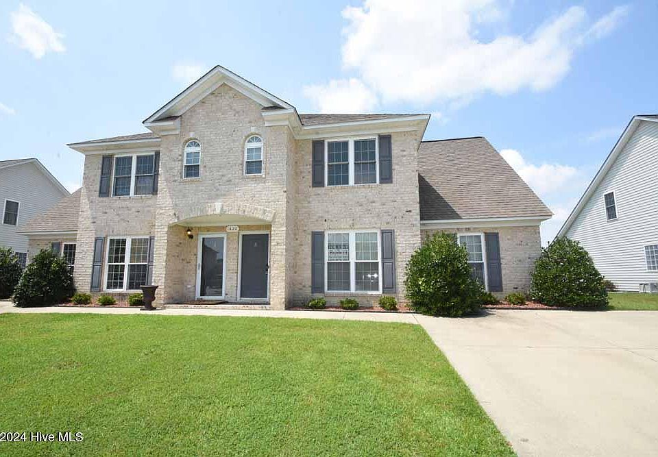 1st image of 1620 Brook Hollow Dr #B