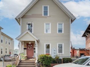 10 Loring St, Springfield, MA 01105