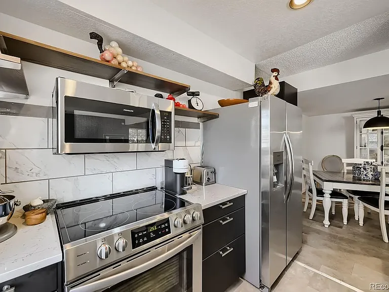 12704 Forest St — Photo 11