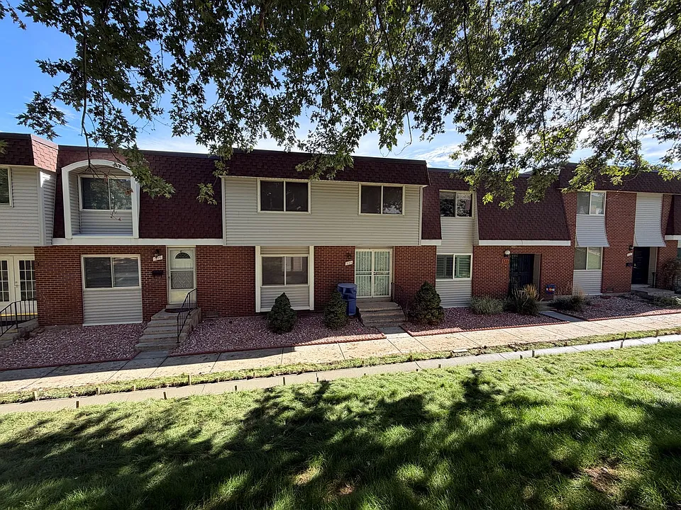 529 S Xenon Ct