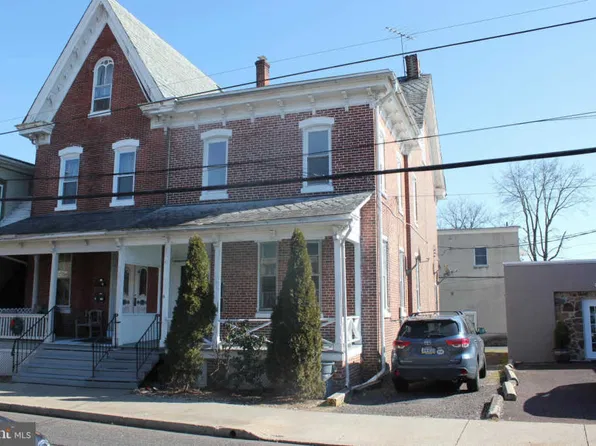 6 Maple Ave, Sellersville, PA 18960