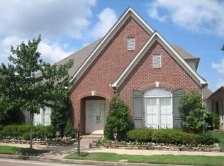 1875 Laurel Ln, Germantown, TN 38139