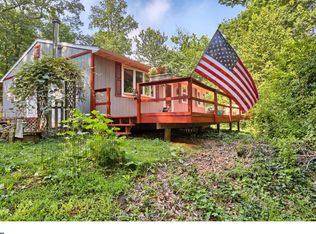 160 Quaker Hill Rd, Morgantown, PA 19543