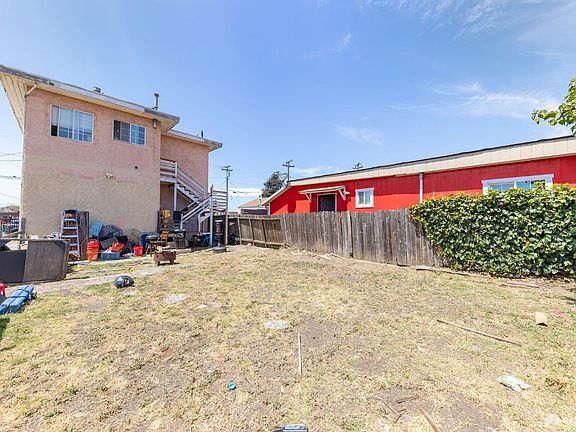 2nd image of 628 21st St