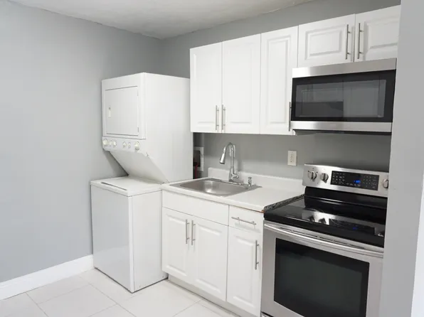 1456 W 29th St #1, West Palm Beach, FL 33404