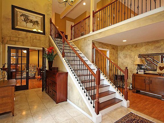 2nd image of 2101 Limrick Dr