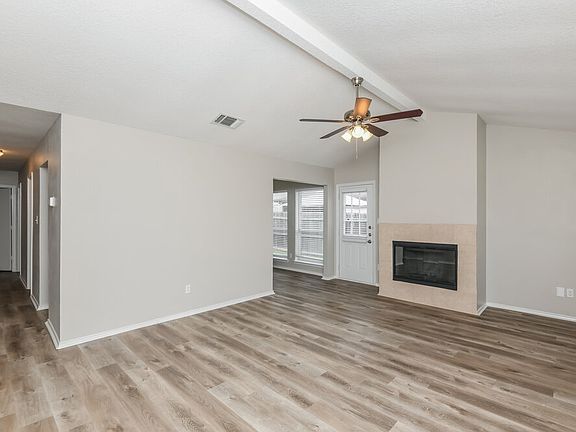 3rd image of 10233 Westward Dr