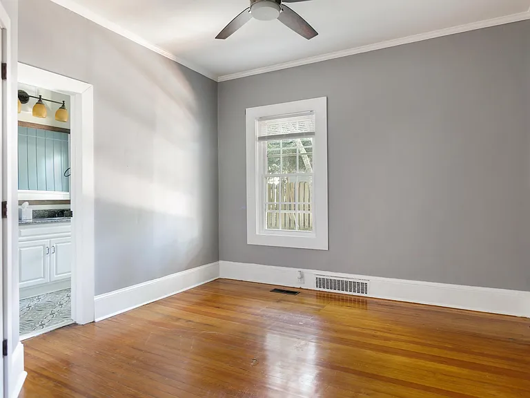 1516 Brookside Ave — Photo 15