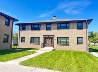 N89W15657 Cleveland Ave APT 4, Menomonee Falls, WI 53051