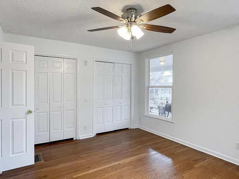 220 Brooklyn Ave — Photo 8