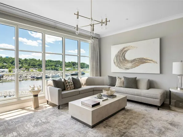 100 Garvies Point Road #1101, Glen Cove, NY 11542