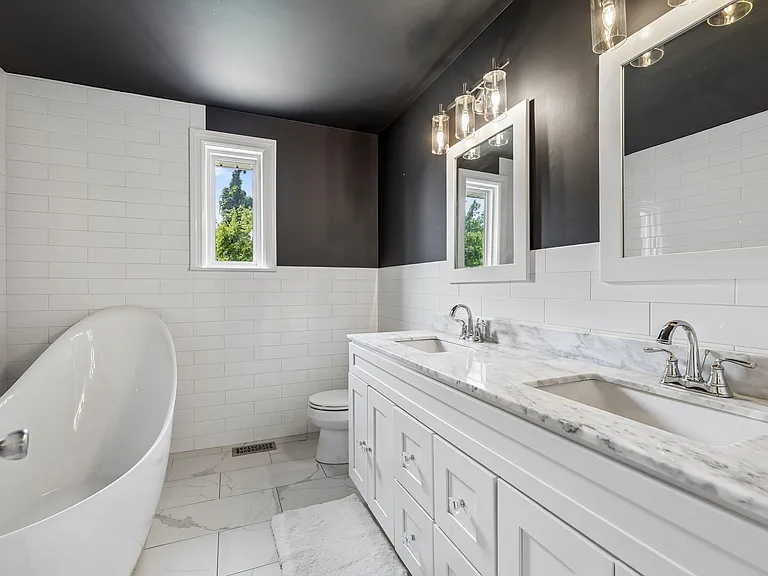 326 Draper Cir — Photo 34