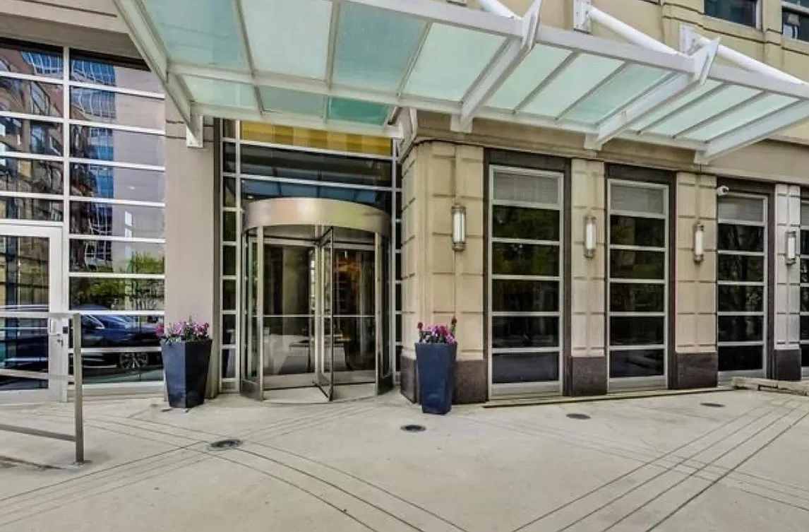 1 bed, 800 sqft, $2,925 — Photo 4