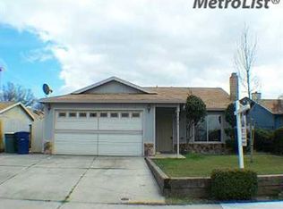 608 Loreli Ln, Patterson, CA 95363