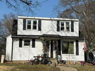 831 Spring Ave NE, Grand Rapids, MI