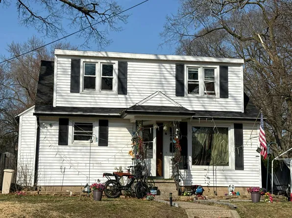 831 Spring Ave NE, Grand Rapids, MI 49503
