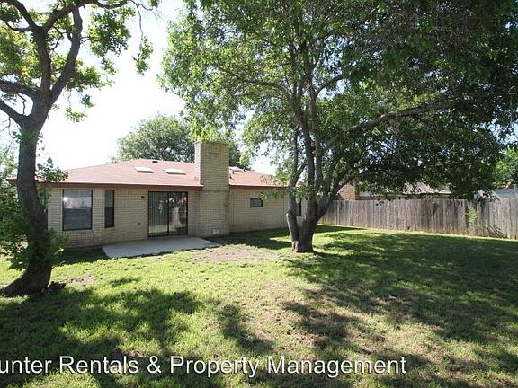 2nd image of 2007 Moonlight Dr