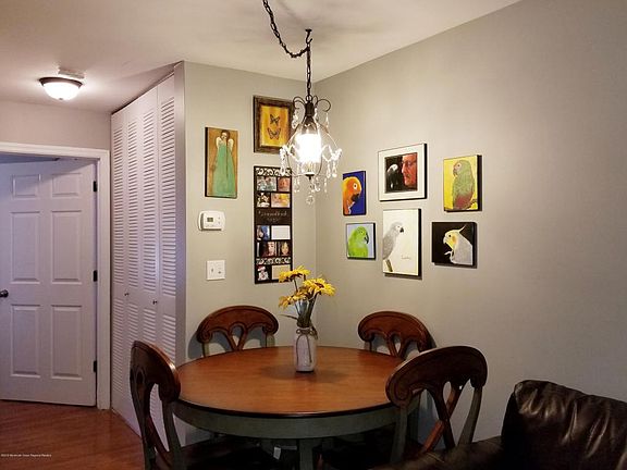 5th image of 944B Aberdeen Dr #100B
