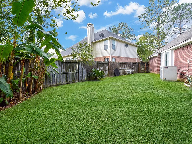 1638 Almond Brook Ln — Photo 36