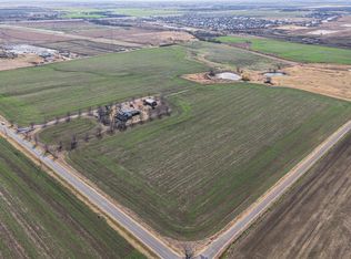 2215 V V Jones Rd, Midlothian, TX 76065