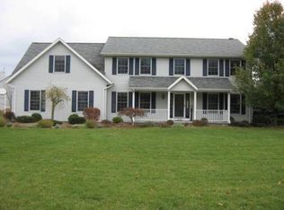 2206 Anderson Cir, Stevensville, MI