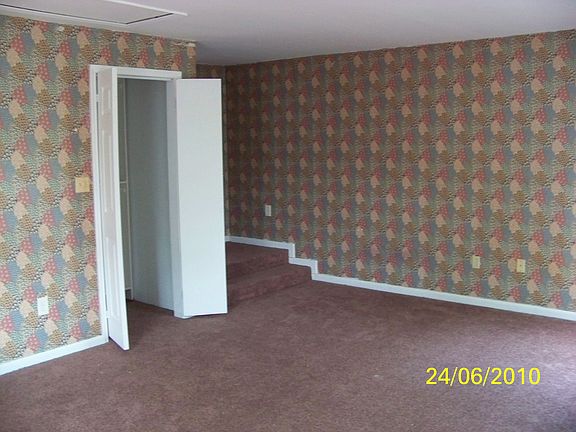 Second floor bedroom