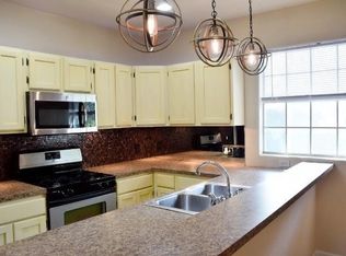 909 Taylor St #1, Austin, TX 78702