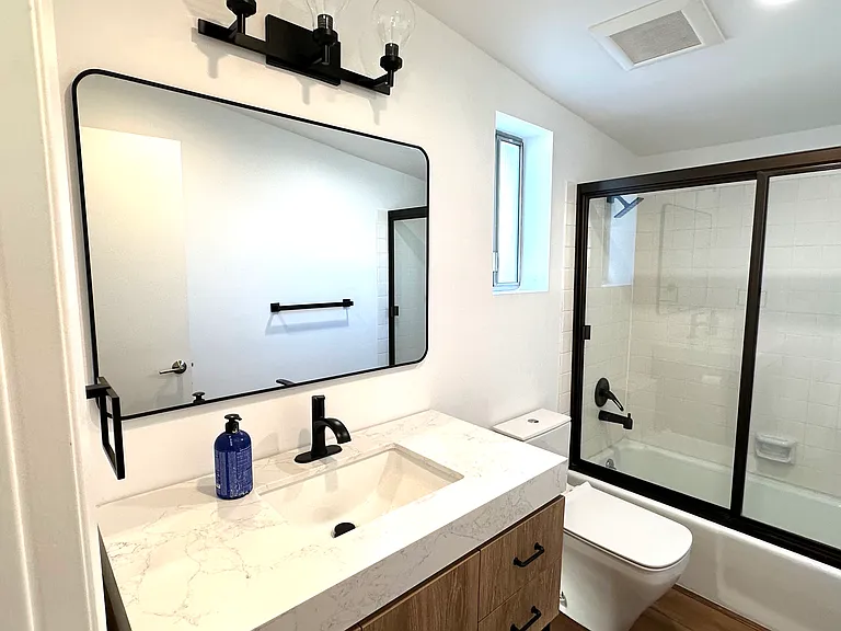28 24th Ave #B — Photo 8