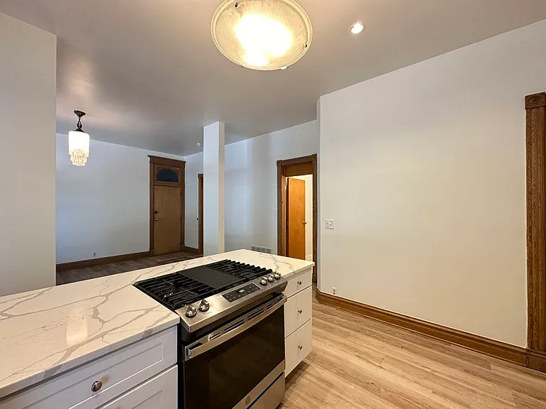 3559 N Ashland Ave #R2 — Photo 6
