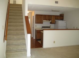 305 Gatehouse Ln, Durham, NC 27707