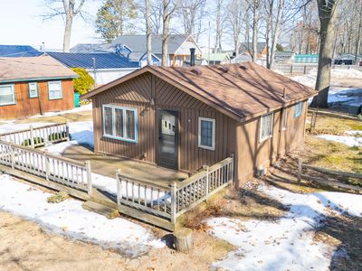 3974 W Houghton Lake Dr, Houghton Lake, MI, 48629