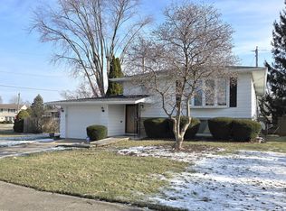 6777 Polk St, Merrillville, IN 46410