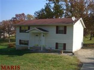 1618 N 7th St, De Soto, MO 63020