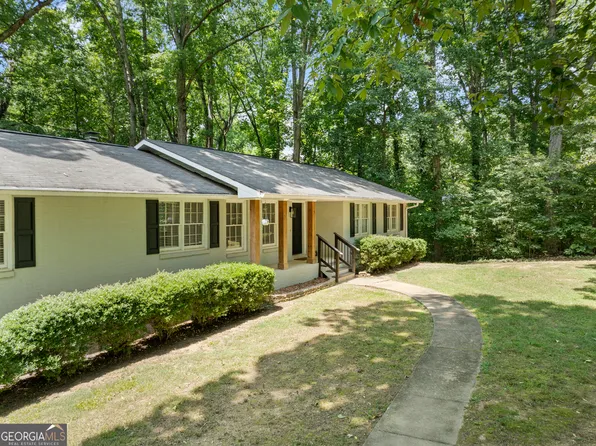 7 Thrushwood Rd NE, Rome, GA 30161