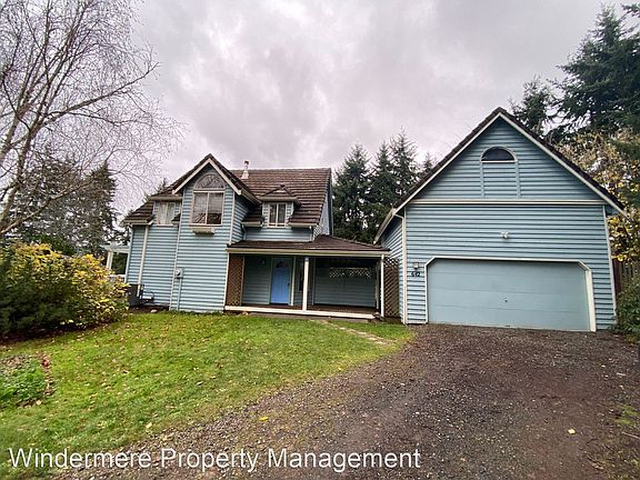 3rd image of 642 Alford Pl NW