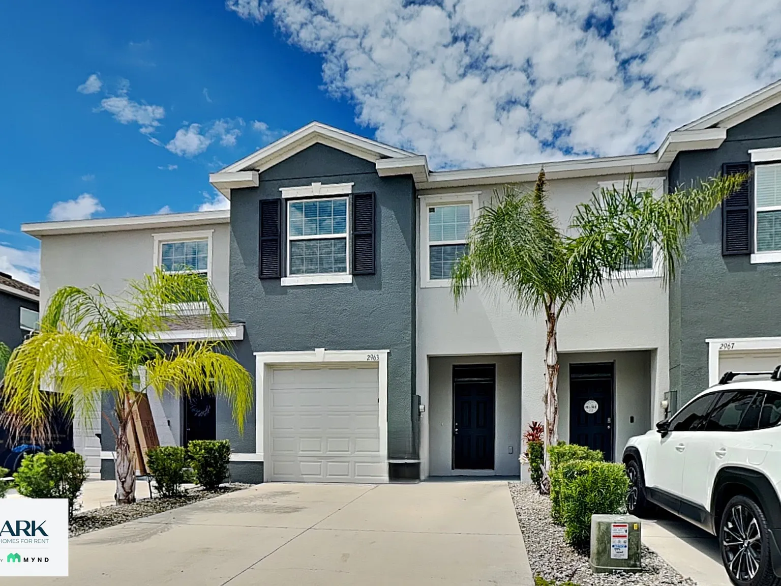 3 bed, 2.5 bath, 1673 sqft, $2,179 — Photo 1