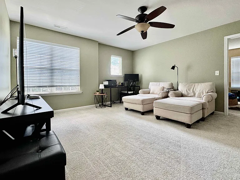 10034 Paxton Run Rd — Photo 17