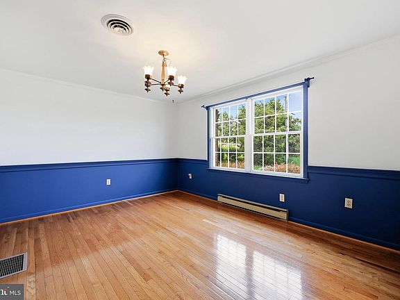 4th image of 4415 Saint Marks Rd