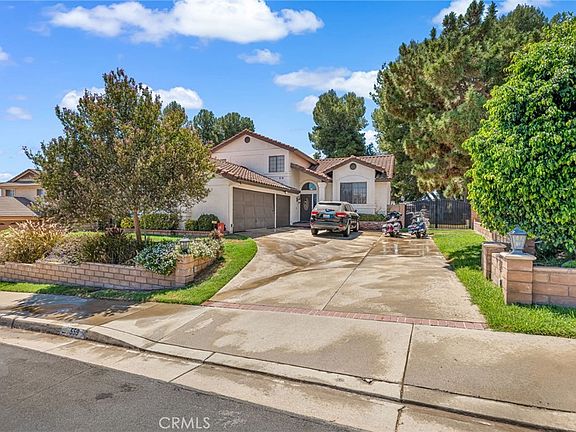 2nd image of 559 Amethyst Ln