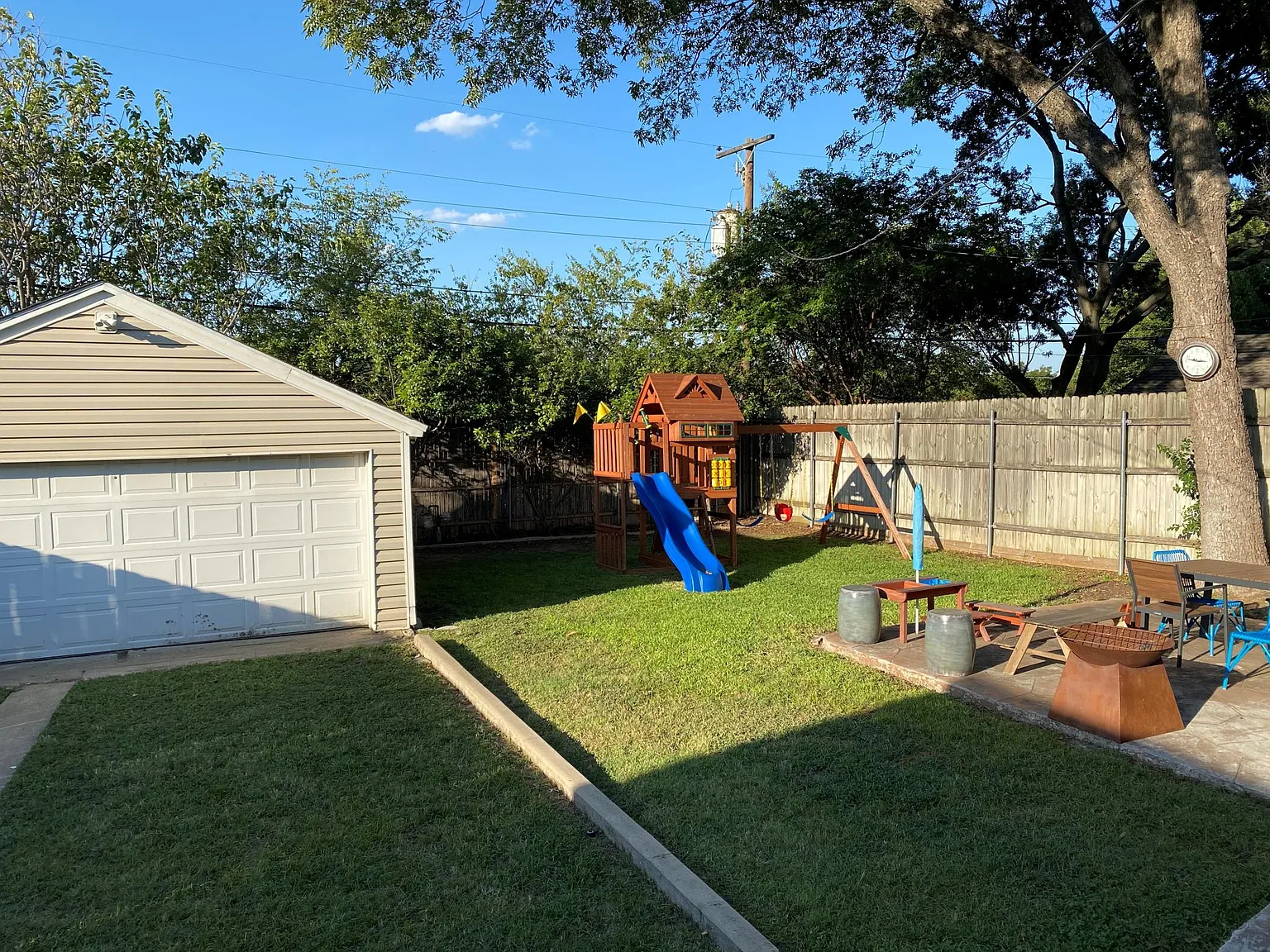2 bed, 1334 sqft, $2,750 — Photo 3