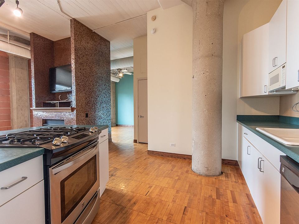1st image of 728 W Jackson Blvd APT 523